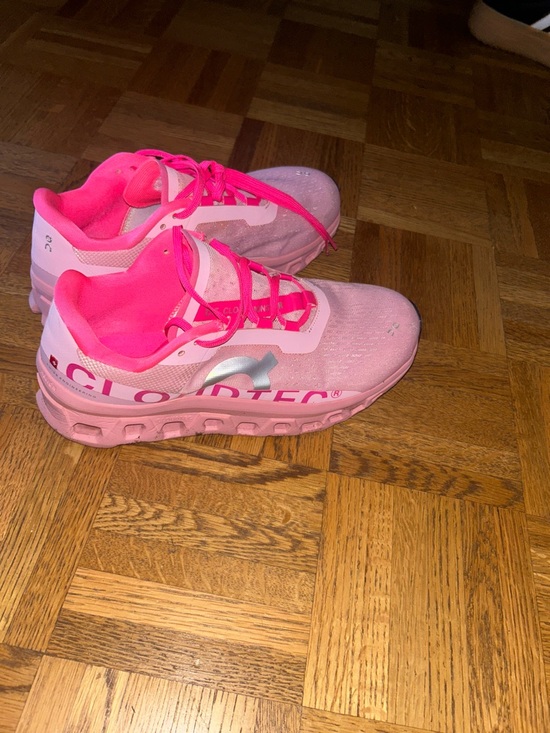 On Running Pink and Hot Pink Women's Sneakers - Picture 2 of 6